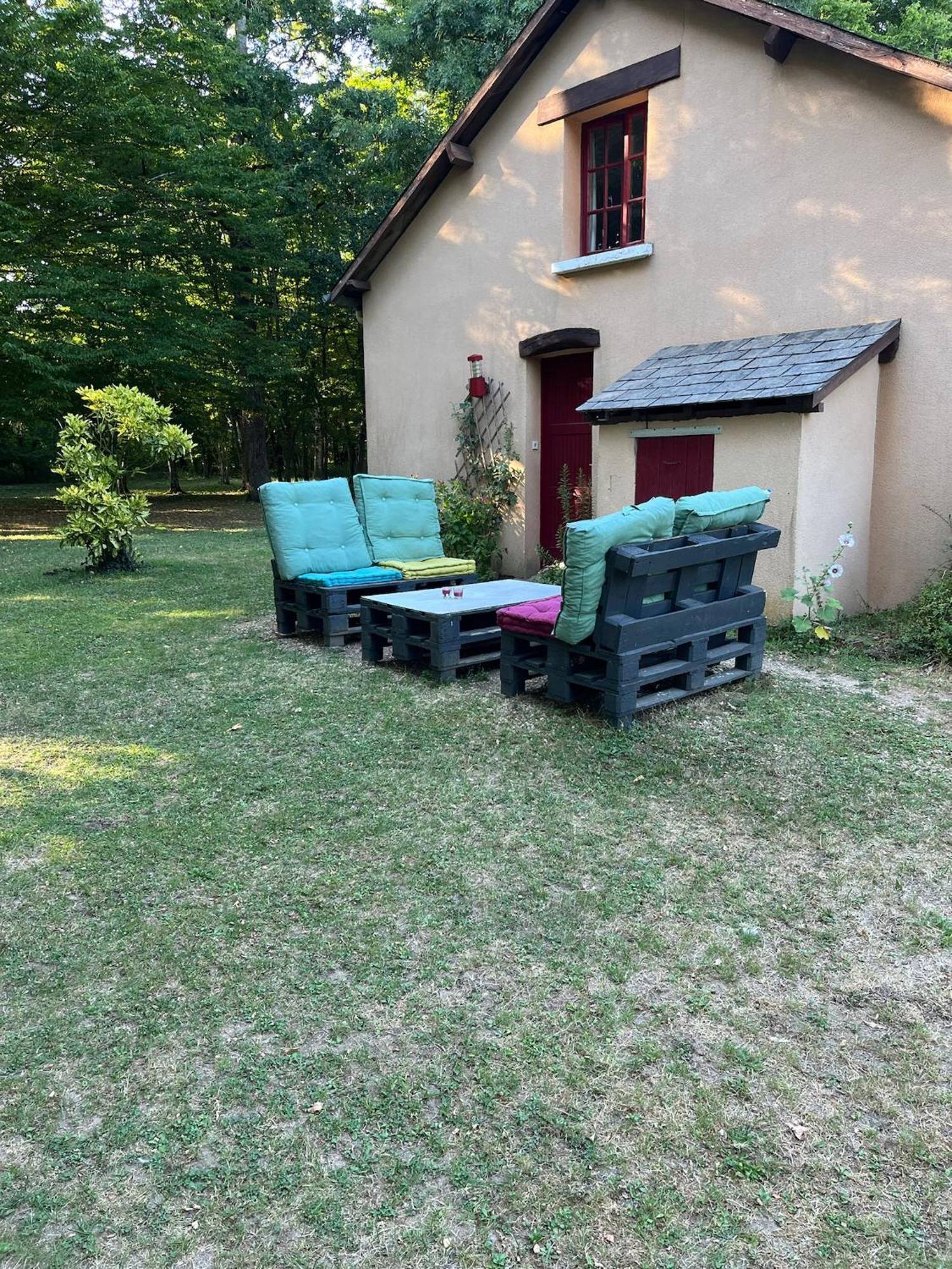 La Faisanderie Saint-Florent-sur-Cher 外观 照片